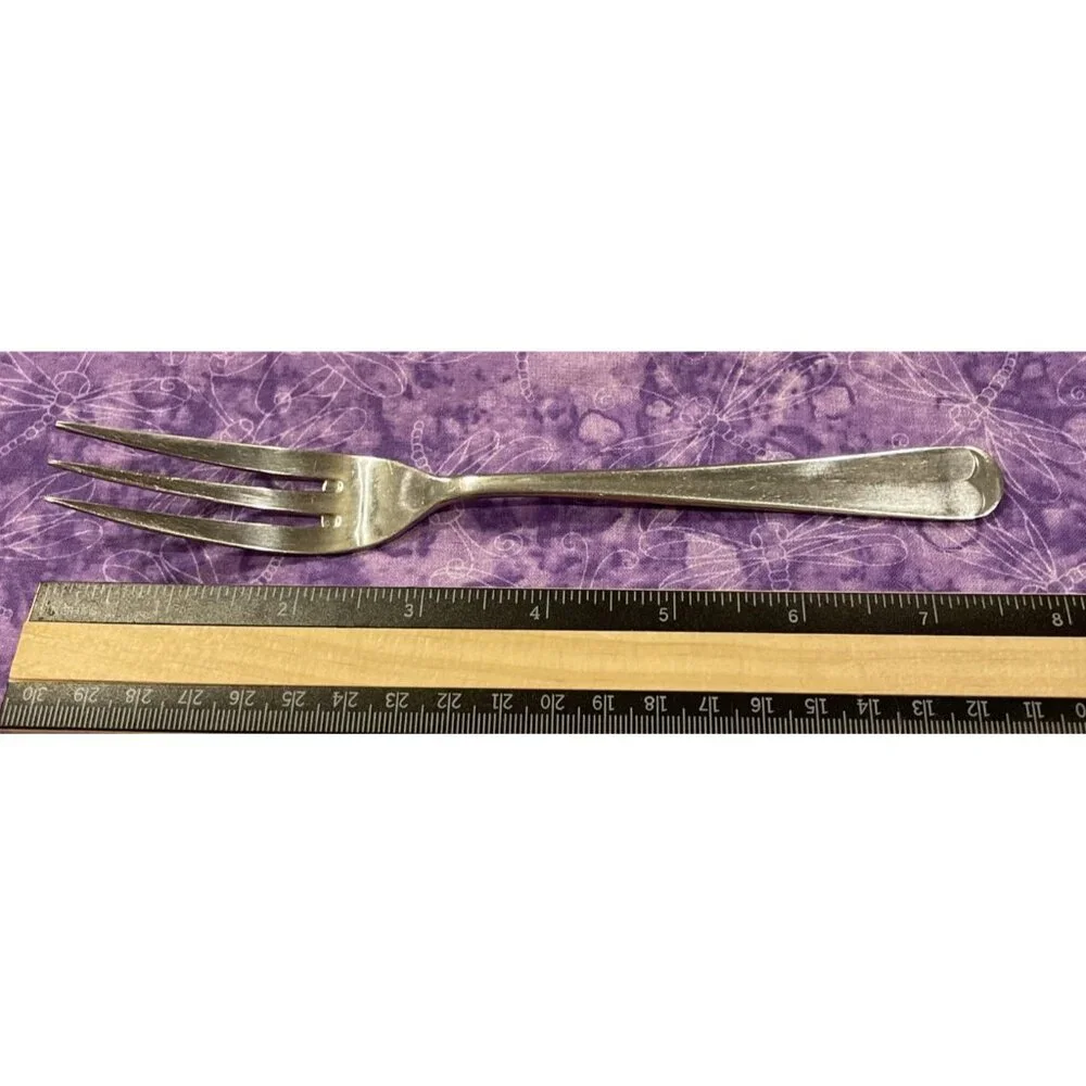 The Main Course MNF3 Dinner Forks Fork Korea Stainless Flatware Set of 4 Vintage